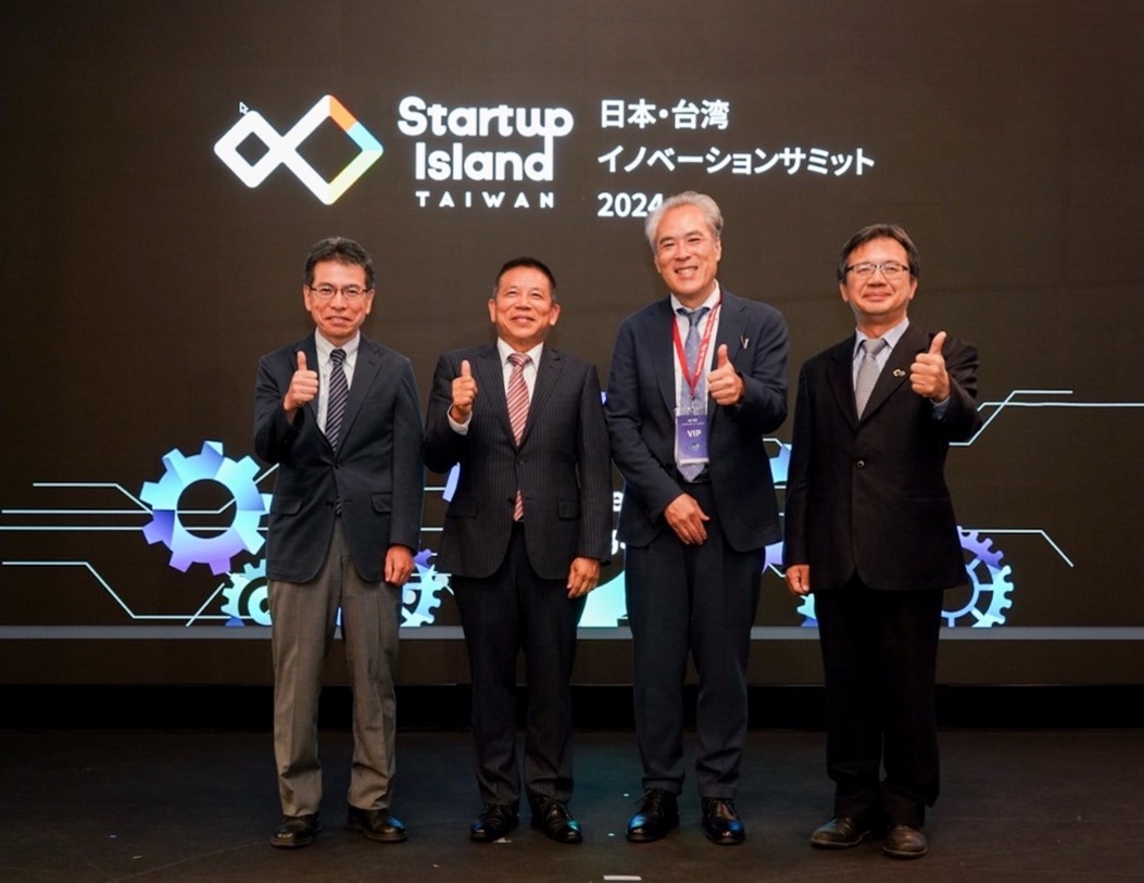 圖說／劉主委(左二)、詹副主委(右一)、東京都政府創業與全球金融策略辦公室吉村惠一局長(左一)、JETRO高島大浩理事(右二)共同合影