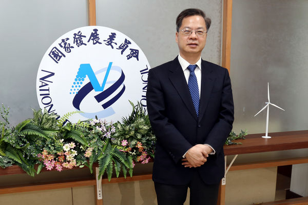 國家發展委員會龔明鑫主委表示，5G時代AIoT應用發展越快，垂直場域應用服務將是台灣廠商下一個關鍵商機。